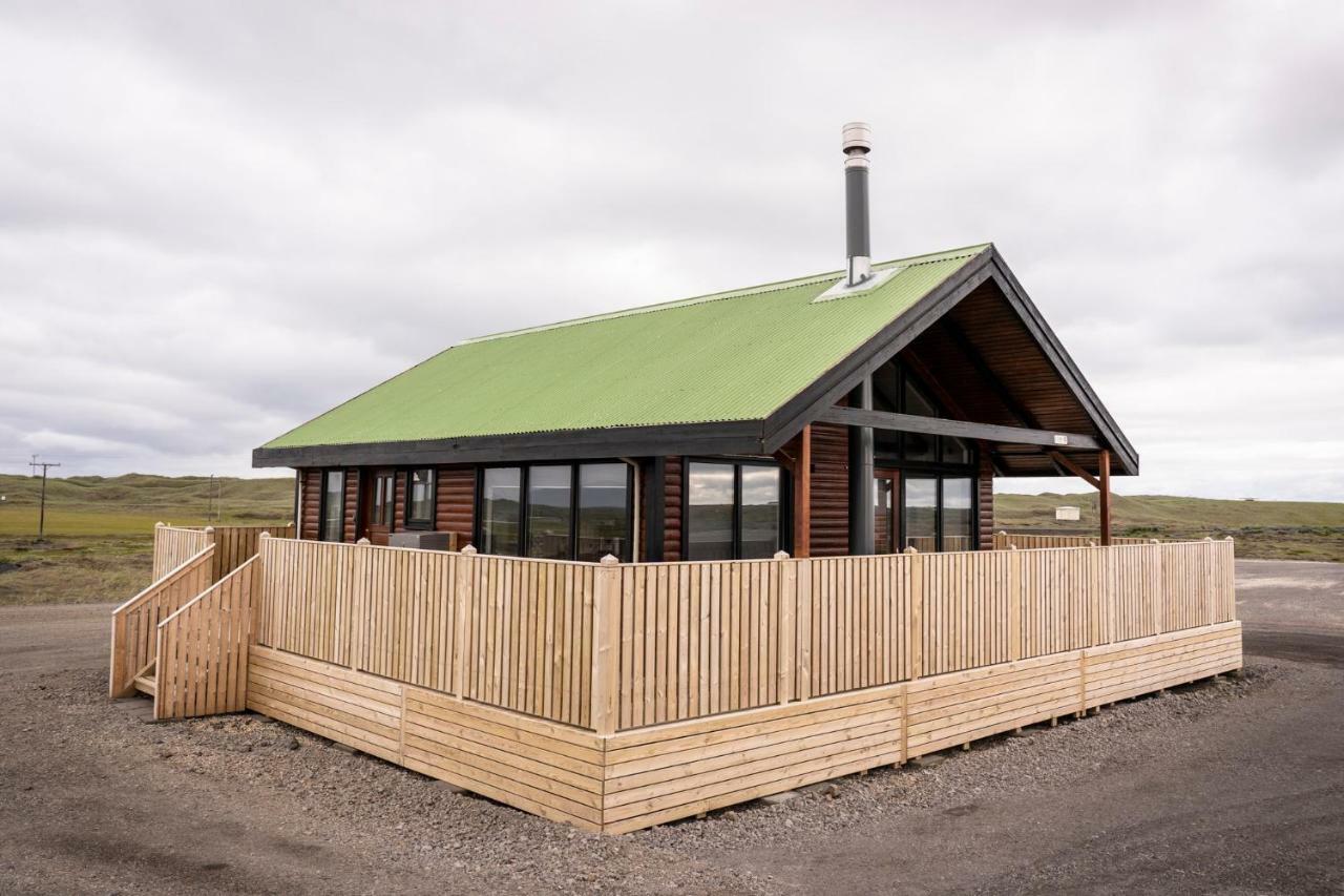 Black Beach Cottage Thorlakshofn Экстерьер фото