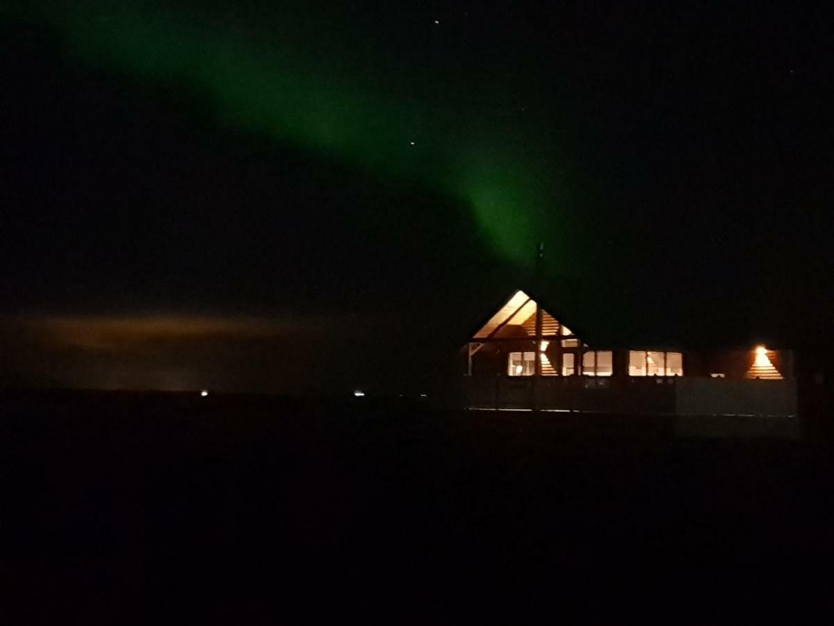 Black Beach Cottage Thorlakshofn Экстерьер фото